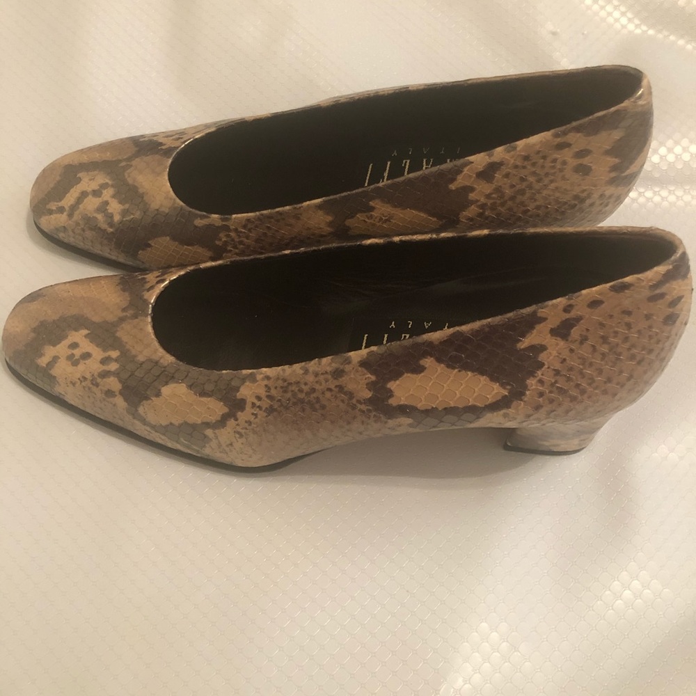 AMALFI Italian Heels NIB size 7